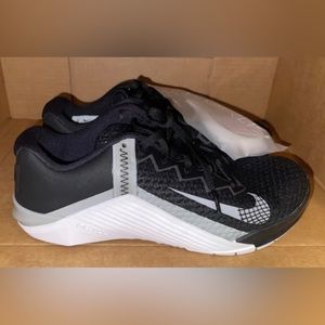 Nike Metcon 6 Men’s Sneakers Size 8.5 CK9388-010 (new, box is missing the lid)